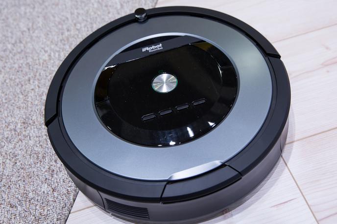 Sesalnik iRobot | Podjetje iRobot je bilo leta 2021 ocenjeno na 3,56 milijarde dolarjev (3,03 milijarde evrov).  | Foto Guliverimage