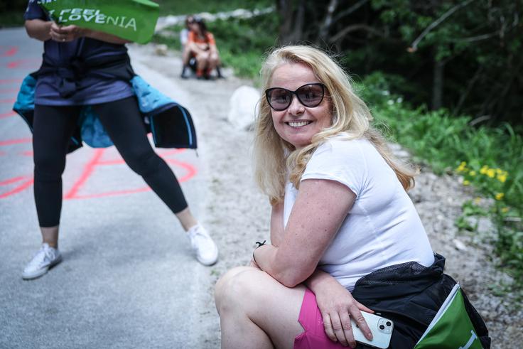 Mama Jakoba Omrzela, najboljšega mladega kolesarja na letošnji dirki Po Sloveniji. | Foto: Ana Kovač