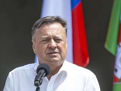 Vox populi: V Ljubljani se obeta drugi krog županskih volitev, najverjetnejši boj med Jankovićem in Mescem