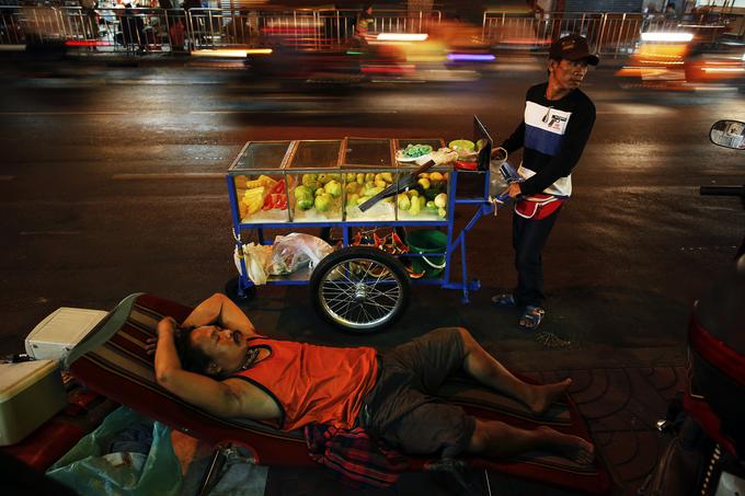 Bangkok, ulični prodajalci | Foto: Reuters