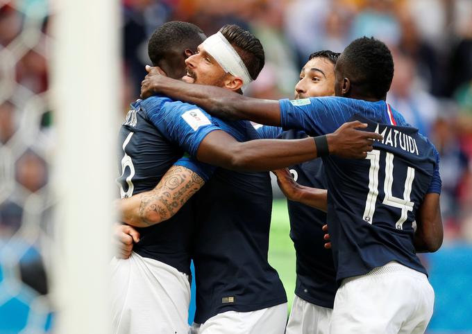 Francozi so se po golu v 81. minuti veselili zmage nad Avstralci z 2:1. | Foto: Reuters