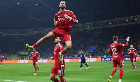 Oblakovi do preobrata, olajšanje za Liverpool, Bayern slavi 17-letnika