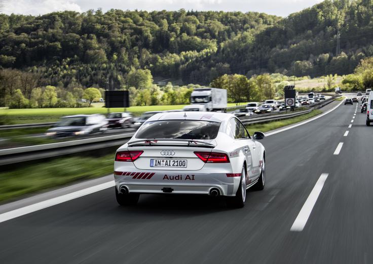 To je Audijev samovozeči Jack. | Foto: Audi