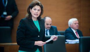 Zaupnica Bratuškove na poti v parlament