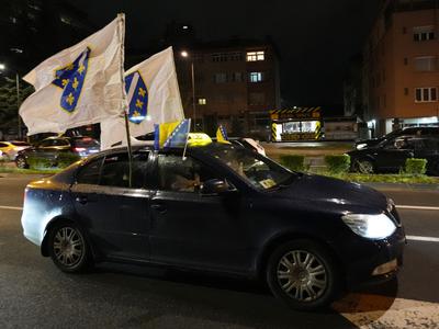 Veličastni prizori iz BiH, selektor delil fotografijo z vlakca smrti, ki ne potrebuje razlage #video
