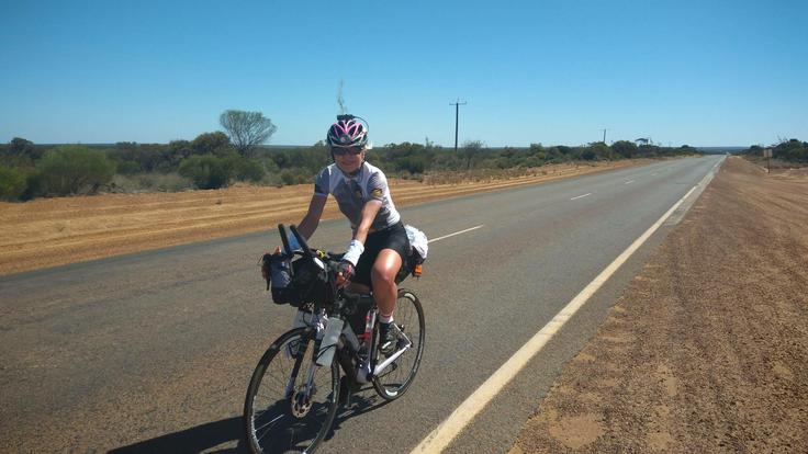 Bernardo Jurič smo na Sportalu predstavili leta 2018, ko je marca v okviru kolesarske avanture Indian Pacific Wheel Race v 28 dneh prevozila 5.500 od Pertha do Sydneyja. | Foto: osebni arhiv/Lana Kokl