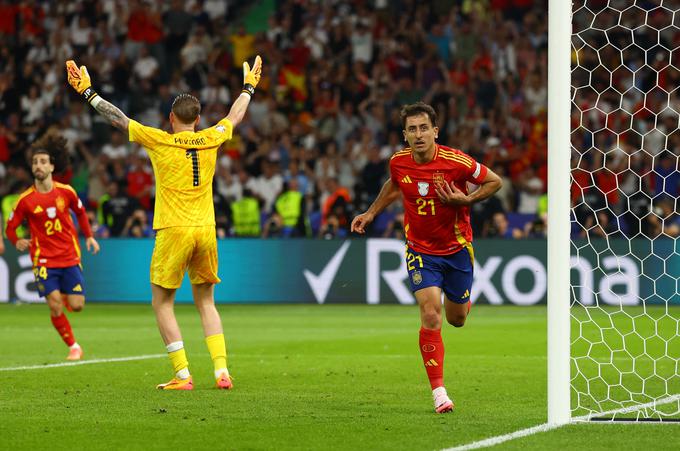 Mikel Oyarzabal je v 86. minuti poskrbel za novo vodstvo Španije. | Foto: Reuters