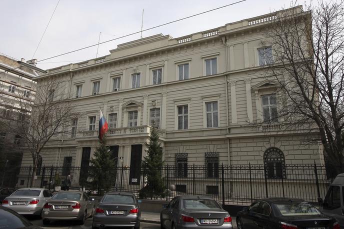 rusko veleposlaništvo na Dunaju | Avstrijsko zunanje ministrstvo je za APA povedalo, da je po razkritjih na pogovor poklicalo ruskega odpravnika poslov na veleposlaništvu na Dunaju. | Foto Guliverimage