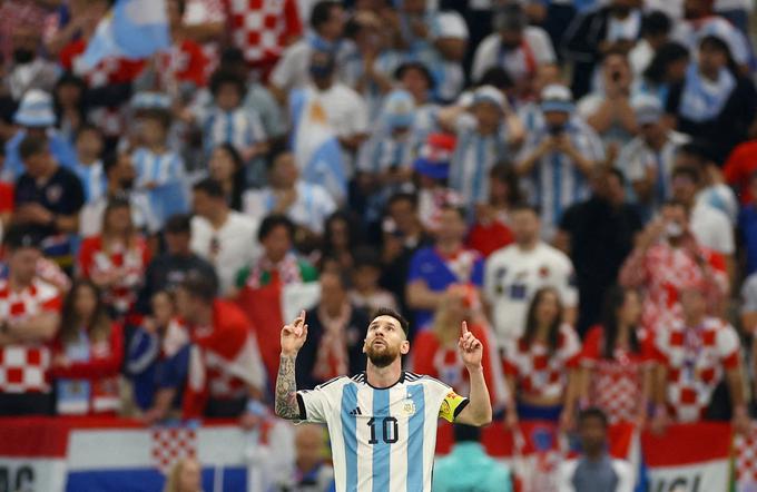 Čeprav se je Lionel Messi med srečanjem večkrat prijel za levo stegensko mišico, je blestel na igrišču. | Foto: Reuters