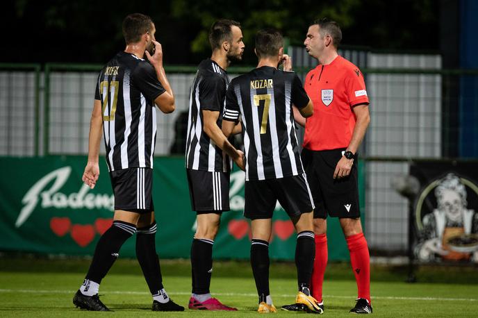 Mura Sturm | Na Fazaneriji se je danes kljub reprezentančnemu premoru dogajalo. | Foto Blaž Weindorfer/Sportida