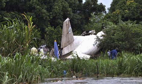V nesreči letala umrlo 36 ljudi