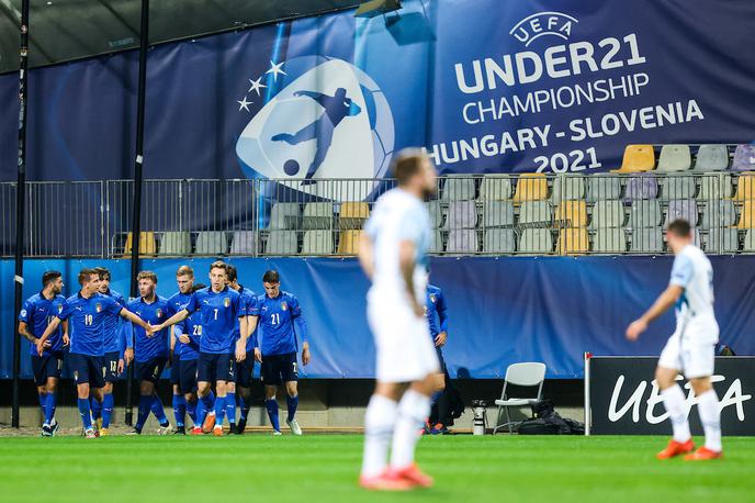 Euro U21: Slovenija - Italija | V zaključnih bojih bodo Euro U-21 lahko spremljali tudi navijači. | Foto Vid Ponikvar