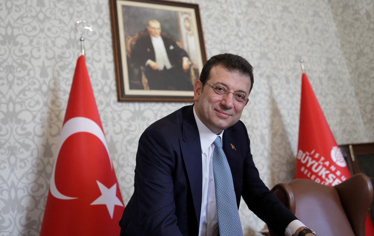 Ekrem Imamoglu | Proti Ekremu Imamogluju, priljubljenemu opozicijskemu politiku, že poteka več preiskav in sodnih procesov. | Foto Reuters