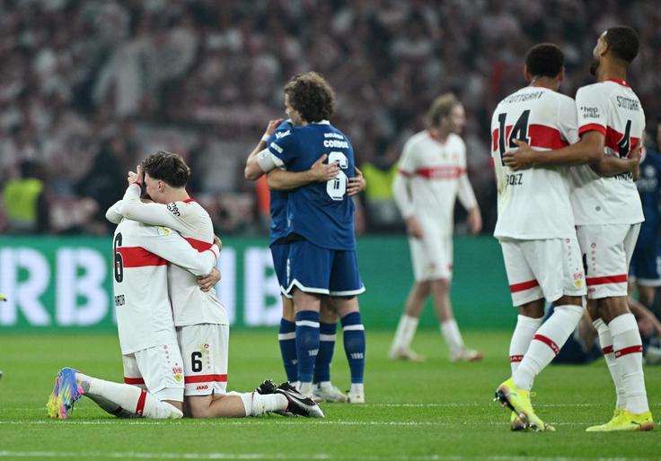 Stuttgart je upravičil vlogo favorita in si zagotovil evropsko vozovnico. | Foto: Reuters