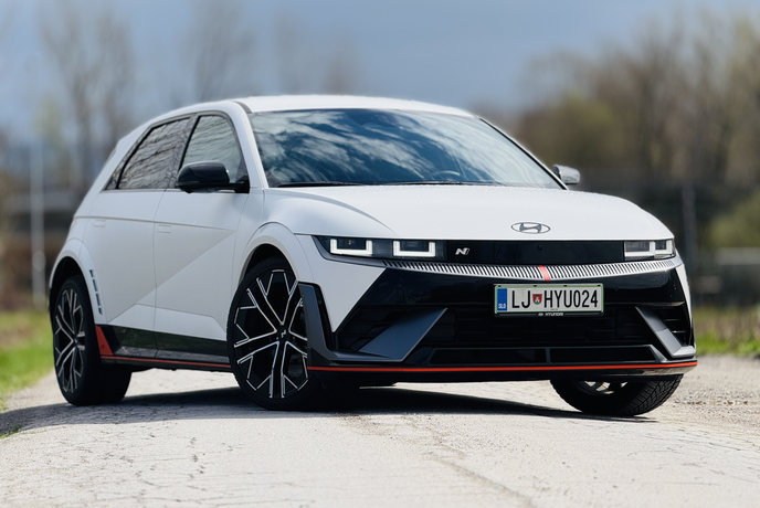 Hyundai ioniq 5N – neverjetno hiter in brutalen, a se ga komaj sliši #foto