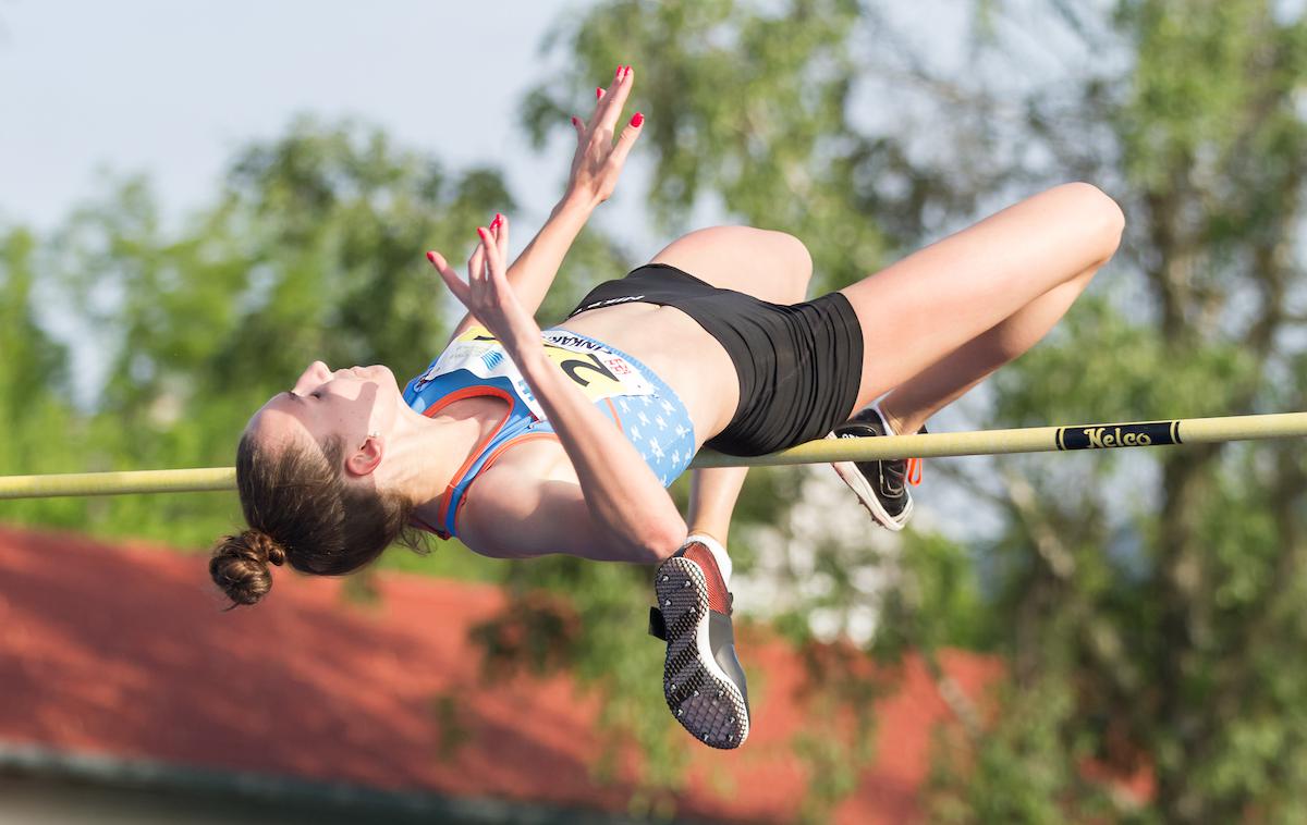 Lia Apostolovski | Lia Apostolovski se je približala svojemu državnemu rekordu. | Foto Peter Kastelic/ Sportida