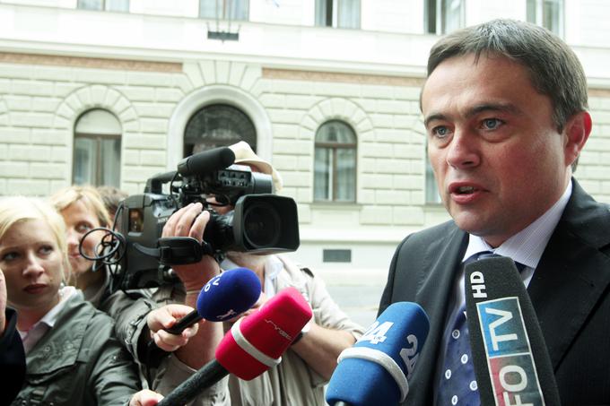 Tomaž Kuntarič, sedanji predsednik nadzornega sveta Petrola, nima izrazite podpore nobene od koalicijskih strank, čeprav so ga vrsto let uvrščali v kvoto SD. | Foto: Tina Deu