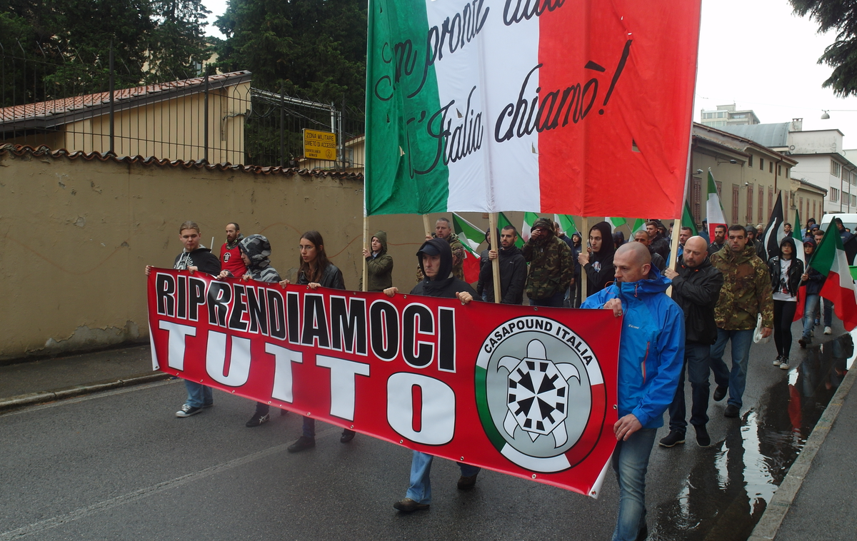 shod neofašistov | Shod gibanja CasaPound v Trstu novembra lani | Foto Jurij Paljk/STA