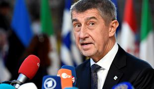 Češki premier bo moral zaradi konflikta interesov plačati globo
