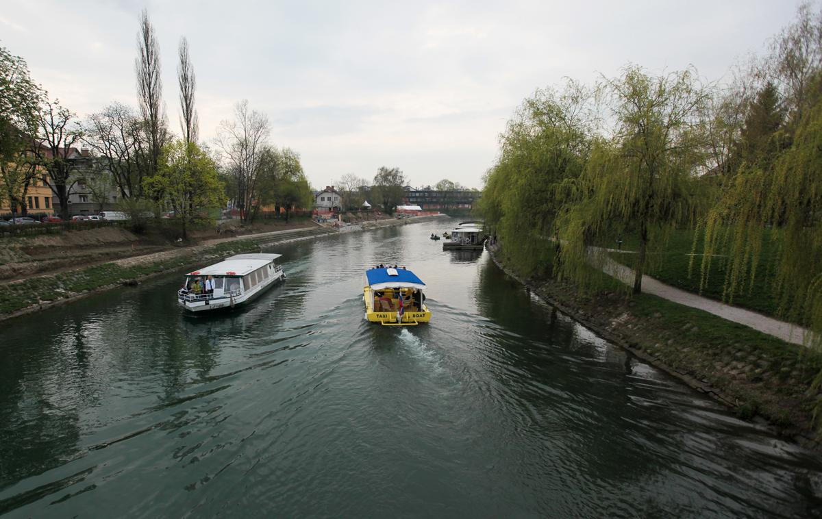 reka Ljubljanica | Truplo so najverjetneje našli mimoidoči.  | Foto Simon Plestenjak