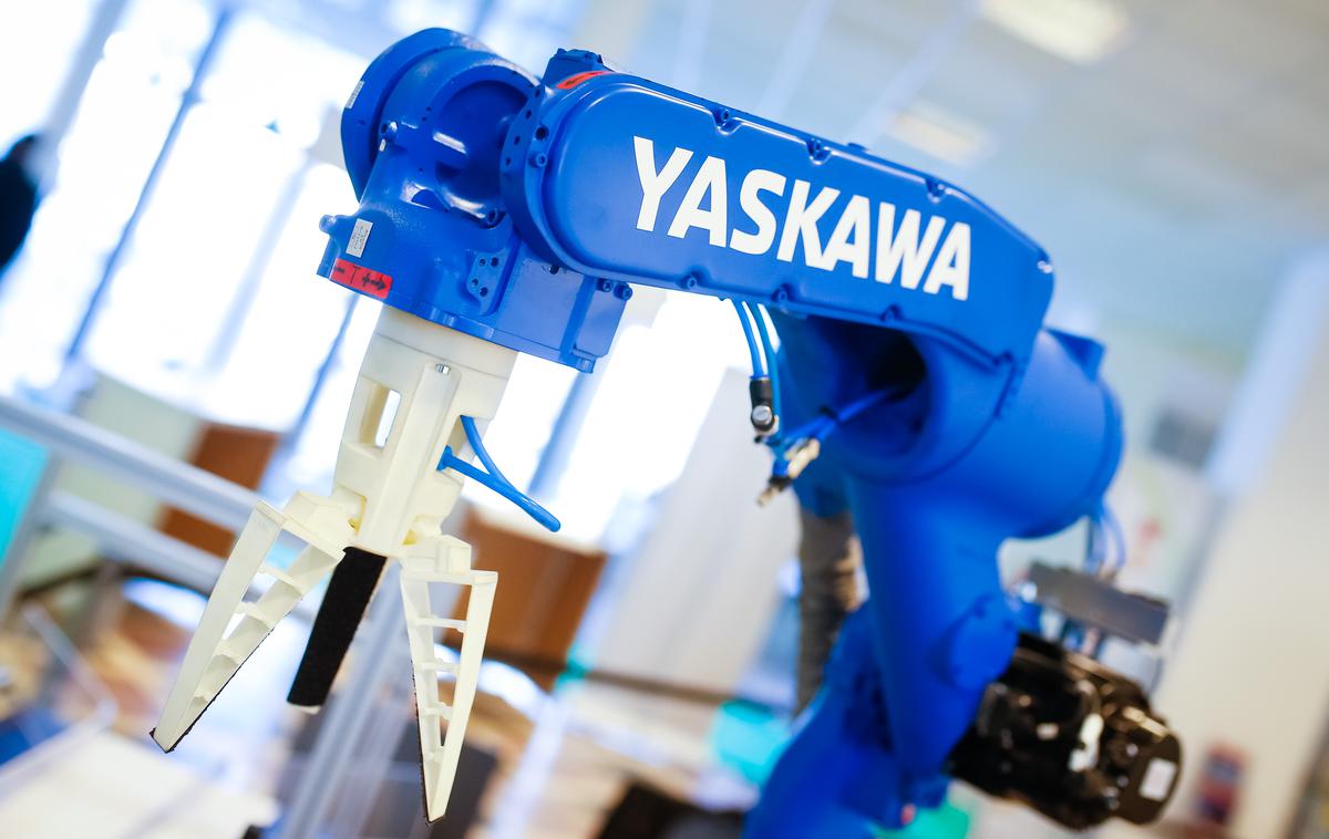 Yaskawa | Yaskawina tovarna v Kočevju naj bi s polno močjo in letno proizvodnjo šest tisoč robotov začela v drugi polovici prihodnjega leta. | Foto STA