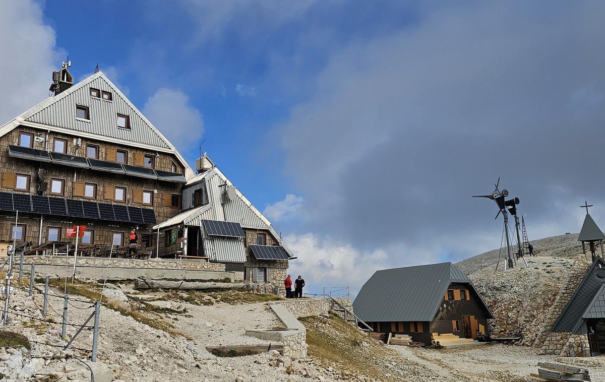 Kredarica, Triglavski dom na Kredarici, trajnost, PD Ljubljana Matica | To poletje lahko počitnice preživite na Kredarici. | Foto Srdjan Cvjetović