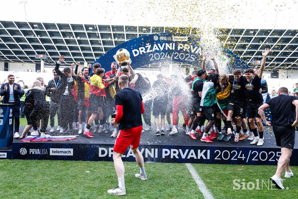 Olimpija prvak 1. SNL