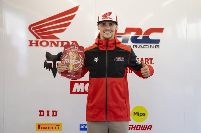 Tim Gajser Agueda Honda | Tim Gajser je po dirki v Aguedi prevzel rdečo tablico vodilnega, po zadnji v Franciji jo ima znova. | Foto Honda Racing/ShotbyBavo
