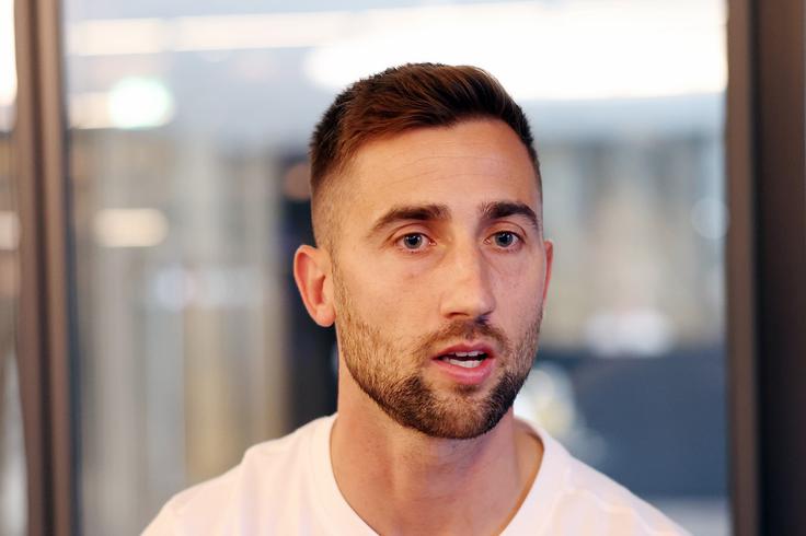 Andraž Šporar si je nogometni kruh služil že v Sloveniji, Švici, Nemčiji, na Slovaškem, Portugalskem, v Angliji in Grčiji. Bi lahko izkusil tudi igranje v hrvaškem prvenstvu? | Foto: www.alesfevzer.com