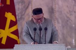 Severnokorejskega voditelja premagale solze krivde, opravičil se je državljanom