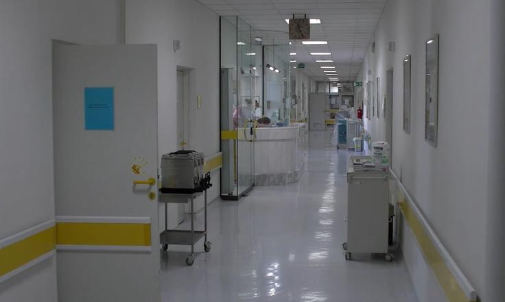 V UKC Maribor je danes vseh hospitaliziranih bolnikov s covid-19 116, kar je največ v zadnjem obdobju, od tega jih je na intenzivnem zdravljenju 21. | Foto: UKC Maribor