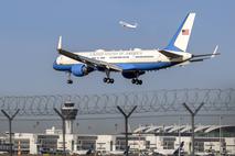 Boeing C-32a