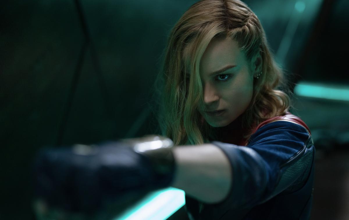 Marveli (The Marvels) | Brie Larson se vrača kot Stotnica Marvel, najmočnejša superjunakinja in strelovod za "moškosfero", ki bo film in njo označila za feminističnega, aktivističnega in dolgočasnega. | Foto Blitz Film & Video Distribution