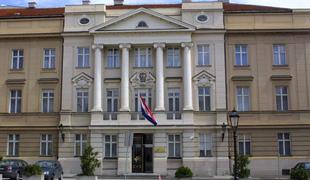 Hrvaški sabor za 41.000 evrov kupuje preproge in nove uniforme