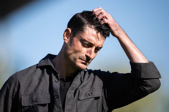 Albert Riera kljub novi zmagi zmajeval z glavo