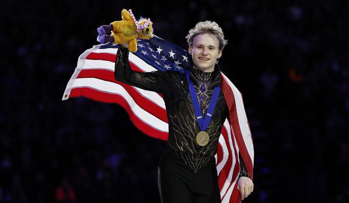 Ilia Malinin po razočaranju na OI zdaj zlat na SP, Francoza najboljša v plesnih parih