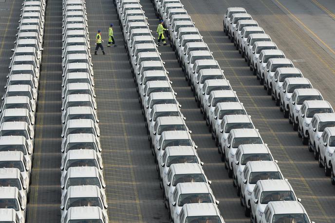 Kitajska avtomobili | Kitajska je največji avtomobilski trg na svetu. Maja so tam prodali 1,64 milijona novih avtomobilov. | Foto Reuters