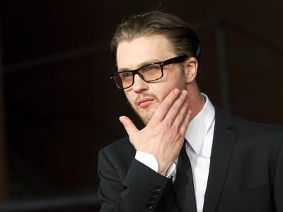 Igralec Michael Pitt obtožen spolnega napada