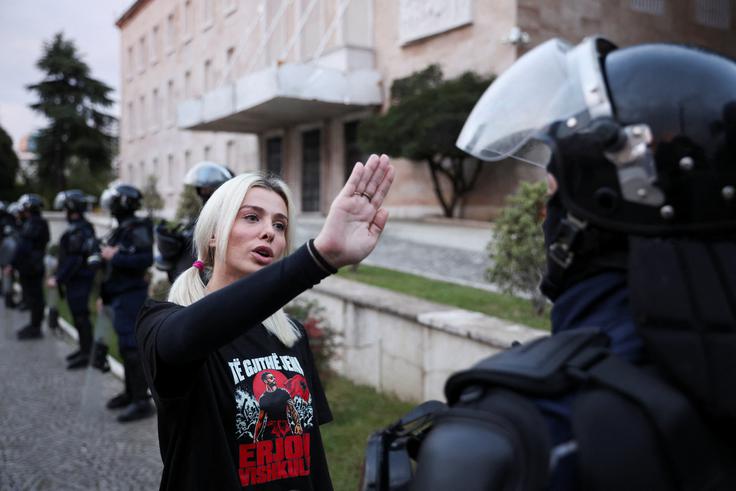 Protest študentov v Albaniji.  | Foto: Reuters