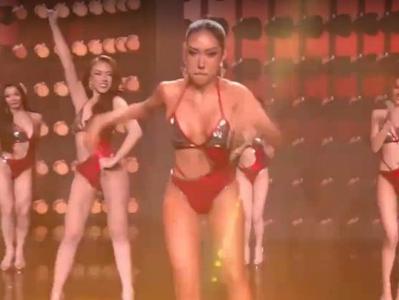 Tekmovalka na lepotnem izboru s svojim plesom ukradla vso pozornost