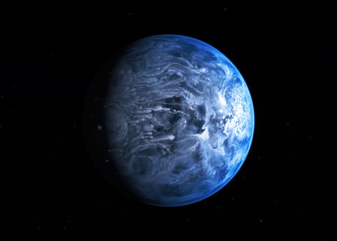 Okrog 63 svetlobnih let od nas je oddaljen planet HD 189733b, ki je na prvi pogled zaradi modrega odtenka podoben Zemlji. A na planetu ni oceanov, temveč ima v atmosferi visoko koncentracijo silikatov. Temperatura na planetu je ves čas okrog 1.100 stopinj Celzija, veter pa piha s hitrostjo tudi prek 5.000 kilometrov na uro. Če silikati pri visoki temperaturi kondenzirajo, je povsem mogoče, da na planetu dežujejo delci stekla, zaradi močnih vetrov pa lahko padajo celo postrani. | Foto: Reuters
