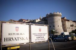 Pazite, kako parkirate na Hrvaškem, južni sosedje pošiljajo kazni v tujino