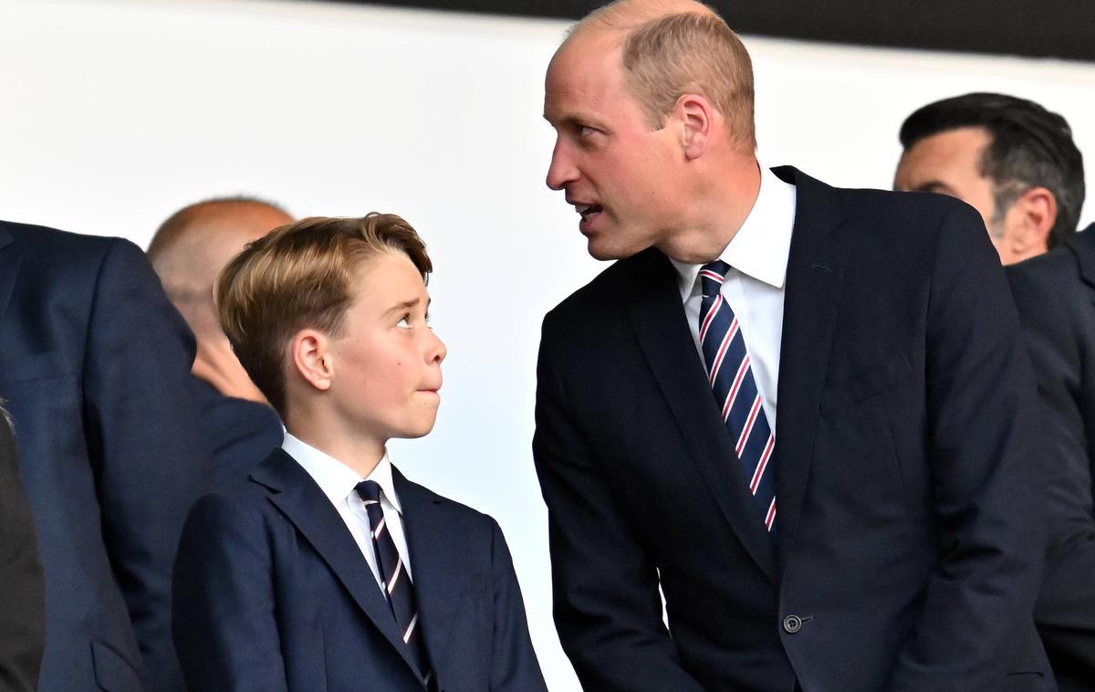 Prince William, prince George | "Mislim, da razume, zakaj. O tem, zakaj mislimo, da to ni prav, se pogovarjamo. In spet, mislim, da je težava dostop do interneta. To, da lahko otroci dostopajo do preveč vsebin, ki jih ne bi smeli videti na spletu," je prepričan princ William. | Foto Guliverimage