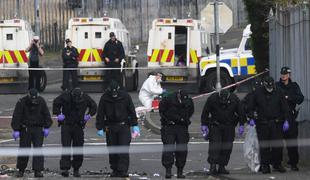 Zaradi smrti novinarke na Severnem Irskem aretirali najstnika