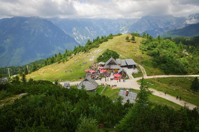 Velika planina | Veliko planino so danes zasedli gorski tekači. | Foto Nebojša Tejić/STA