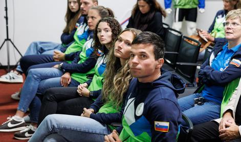 Sedem Slovencev na 25. olimpiado gluhih v Tokiu