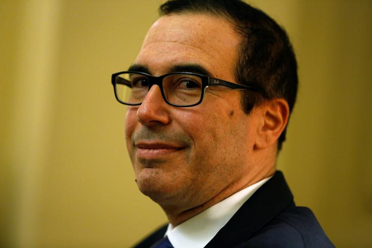 Ameriški finančni minister Steve Mnuchin je resno zaskrbljen, da bi Facebookova načrtovana kriptovaluta Libra lahko bolj koristila kriminalcem kot zakonitim uporabnikom. | Foto: Reuters