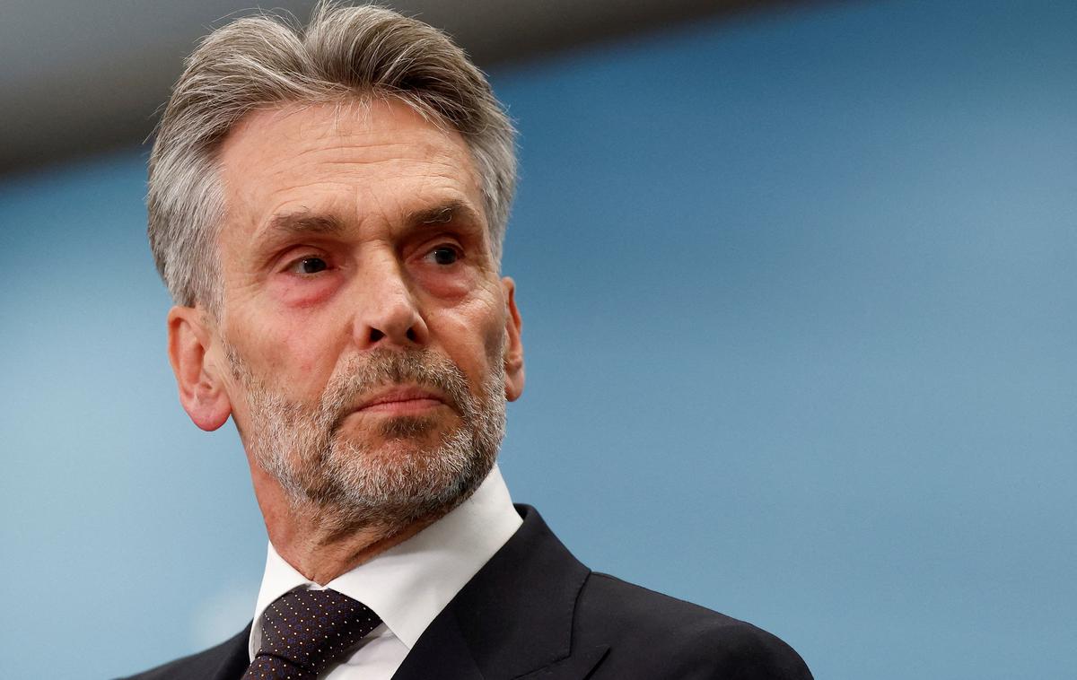 Dick Schoof |  "Če ena stranka nima volje za nadaljevanje izvajanja vladnega programa, stranke vladajoče koalicije ne morejo sodelovati," je dejal nizozemski premier Dick Schoof.  | Foto Reuters