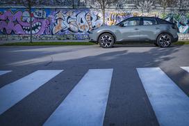 citroen c4 hibrid
