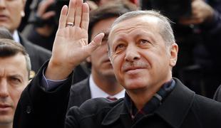 Erdogan: Režim je zablokiral del Alepa, Turčija je v nevarnosti
